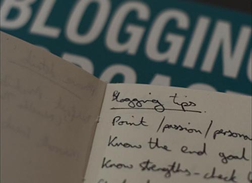 A Close-Up Picture of Some Blogging Instructions